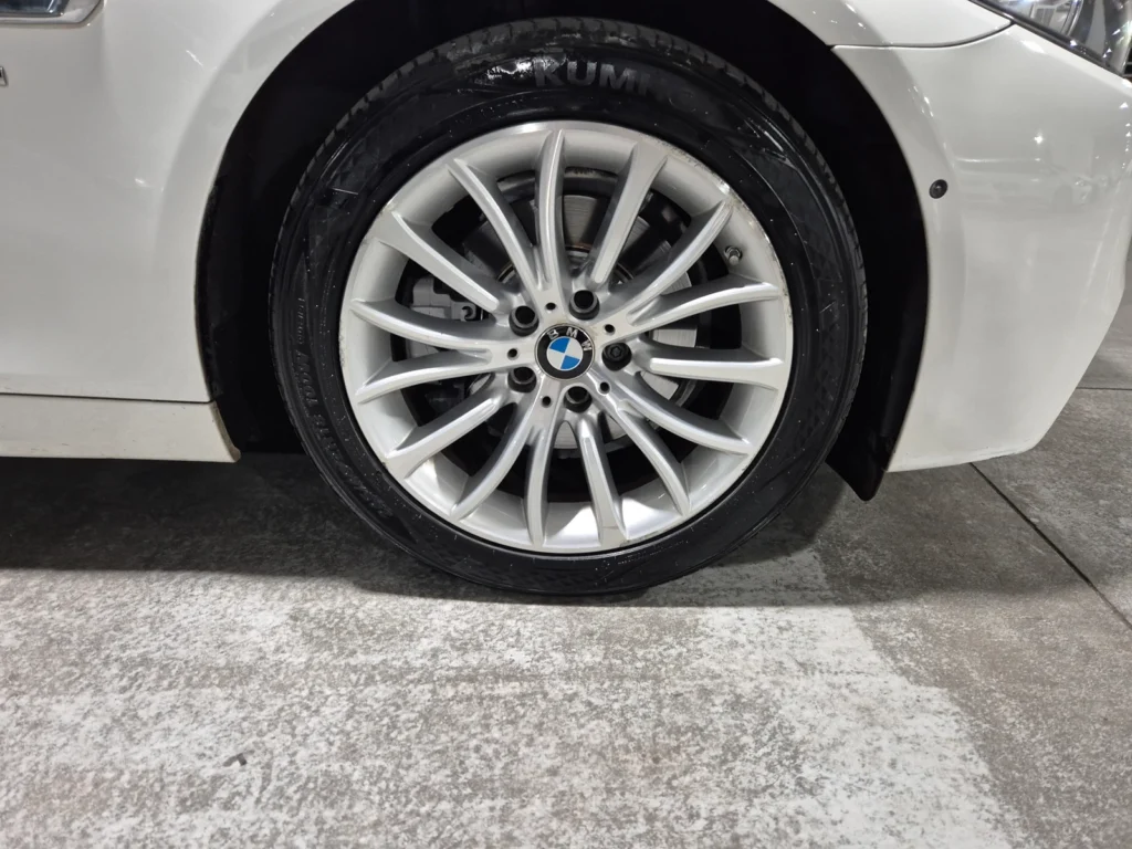 BMW 5 Series (F10) 528i M Aerodynamic