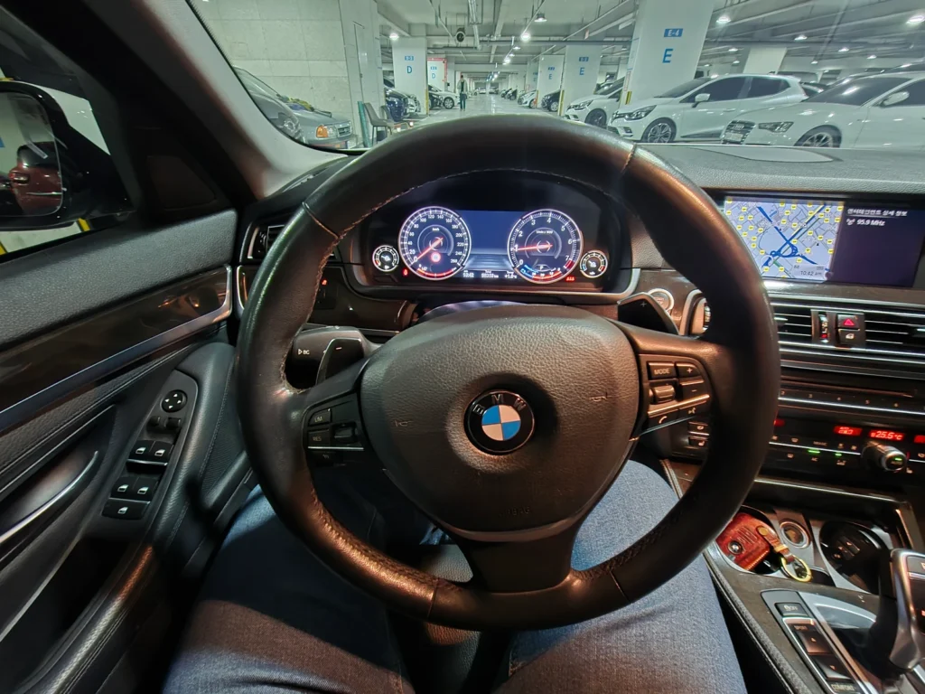 BMW 5 Series (F10) 528i M Aerodynamic