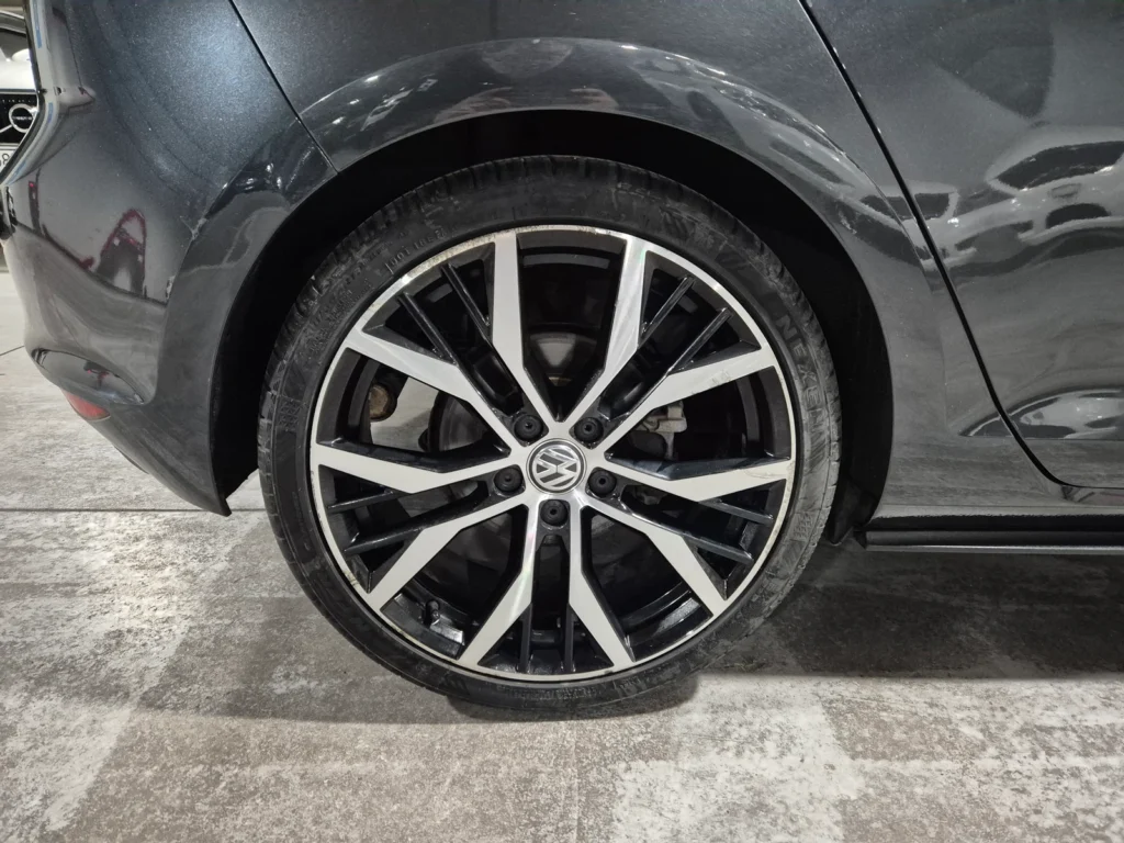 Volkswagen Golf 7th Generation 2.0 GTD Extreme Edition