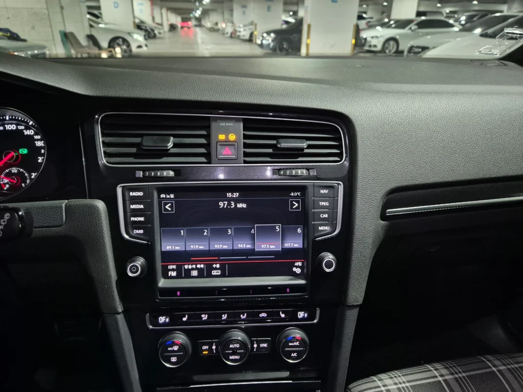 Volkswagen Golf 7th Generation 2.0 GTD Extreme Edition