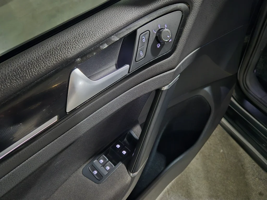 Volkswagen Golf 7th Generation 2.0 GTD Extreme Edition