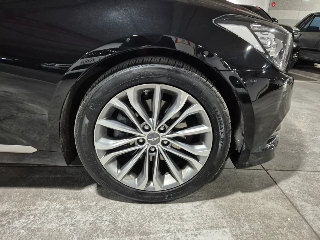 Hyundai Genesis DH G330 Modern