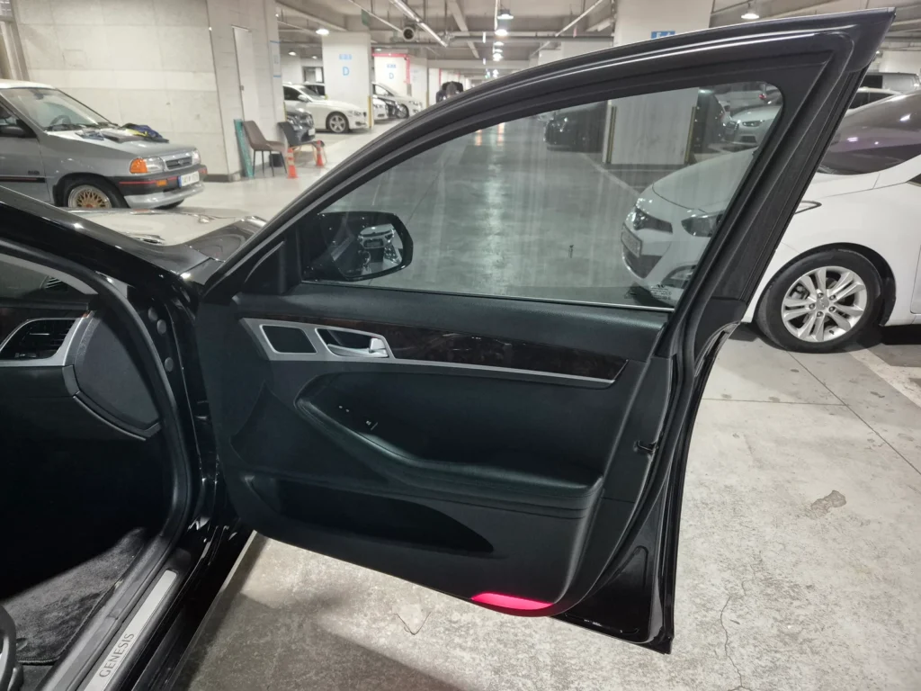 Hyundai Genesis DH G330 Modern