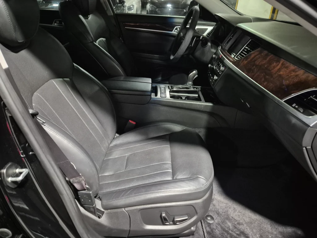 Hyundai Genesis DH G330 Modern