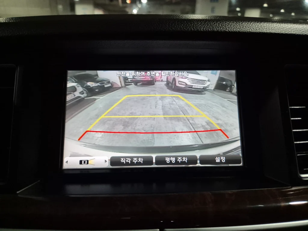 Hyundai Genesis DH G330 Modern