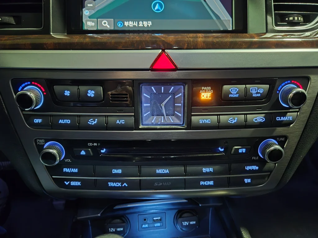 Hyundai Genesis DH G330 Modern