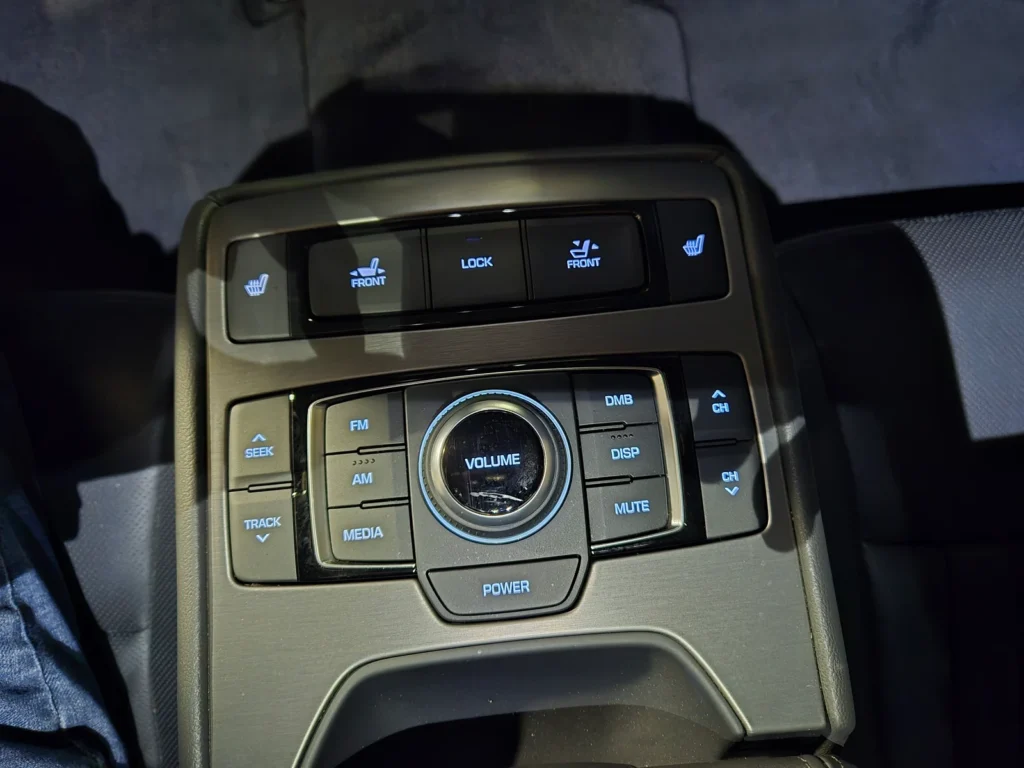 Hyundai Genesis DH G330 Modern