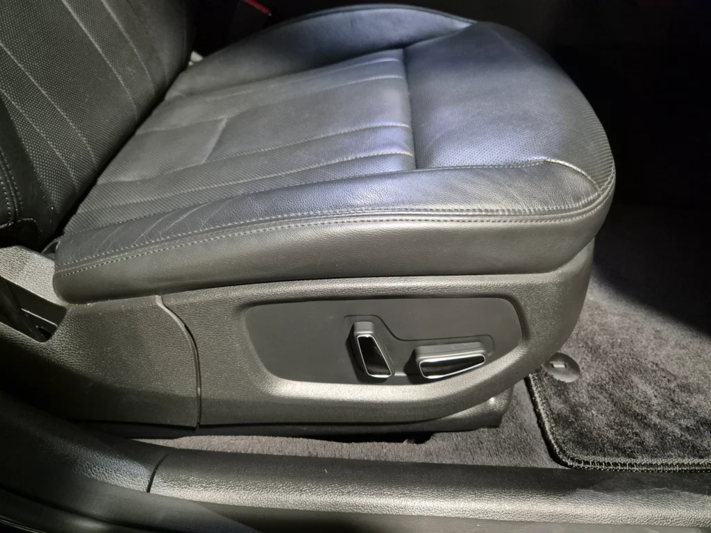 Hyundai Genesis DH G330 Modern