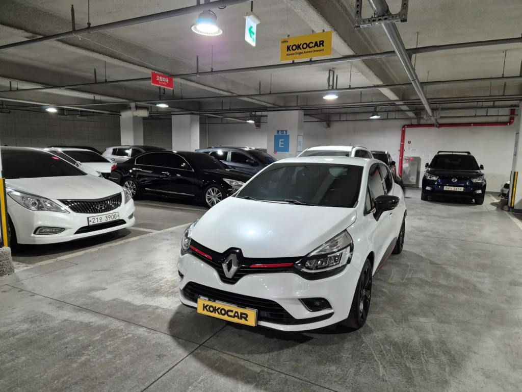 Renault-KoreaSamsung Clio Iconic