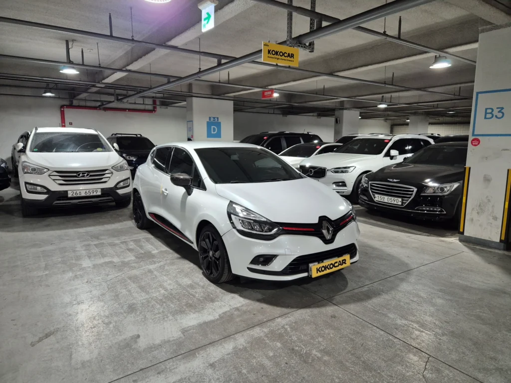 Renault-KoreaSamsung Clio Iconic