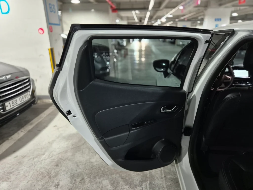 Renault-KoreaSamsung Clio Iconic