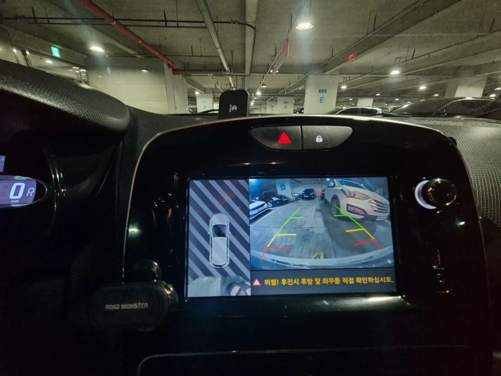 Renault-KoreaSamsung Clio Iconic