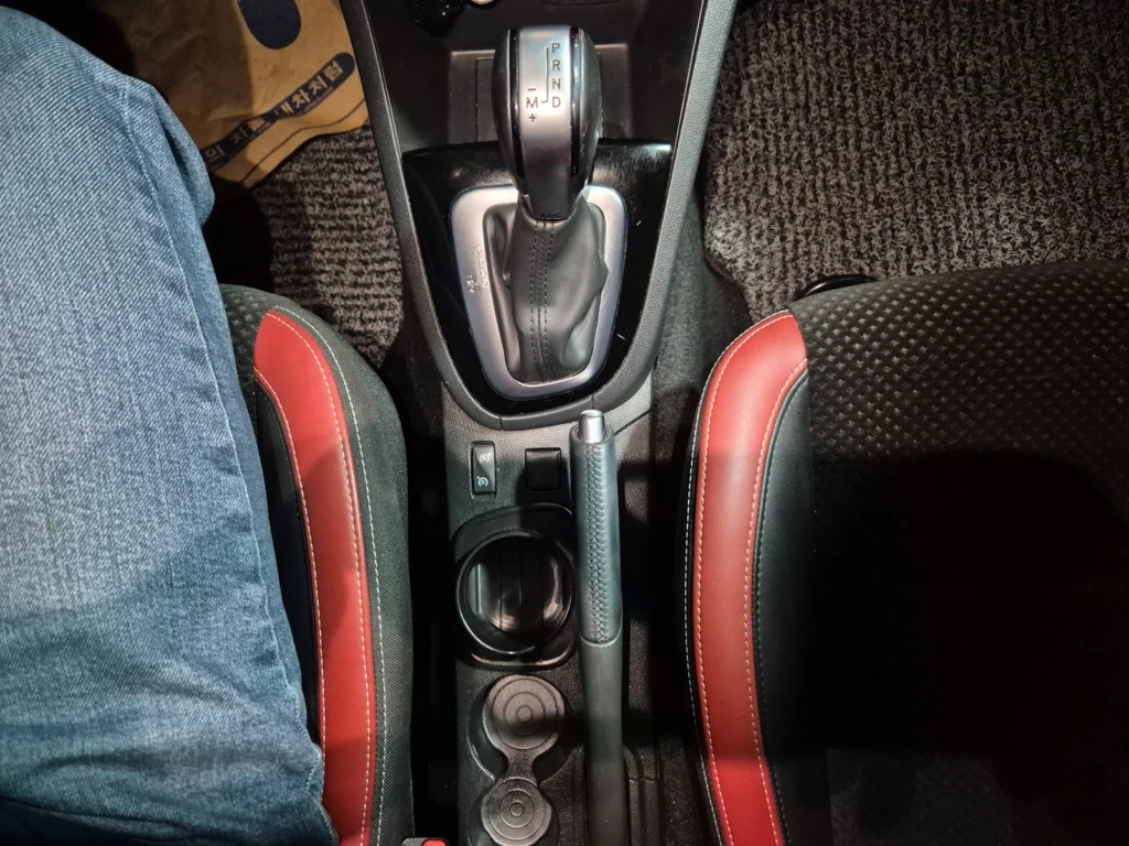 Renault-KoreaSamsung Clio Intense