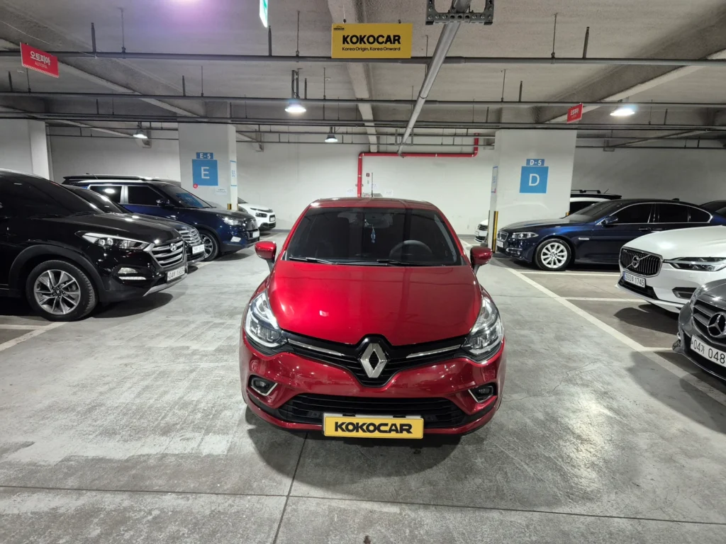 Renault-KoreaSamsung Clio Intense