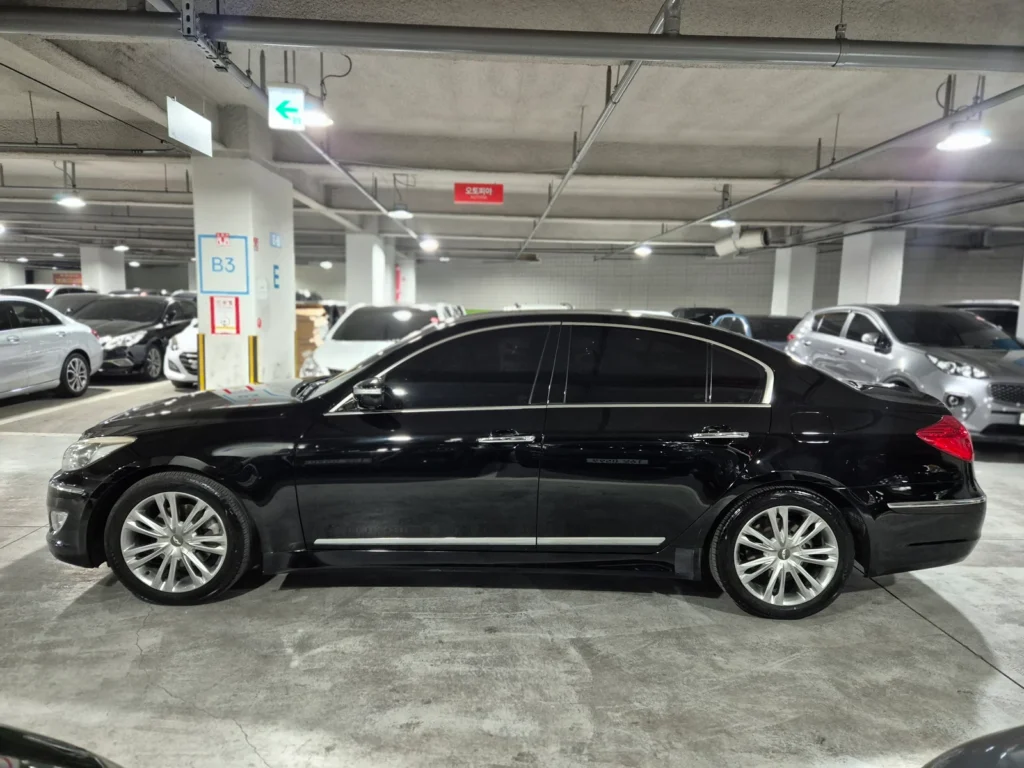 Hyundai Genesis (BH330) 3.3 Luxury