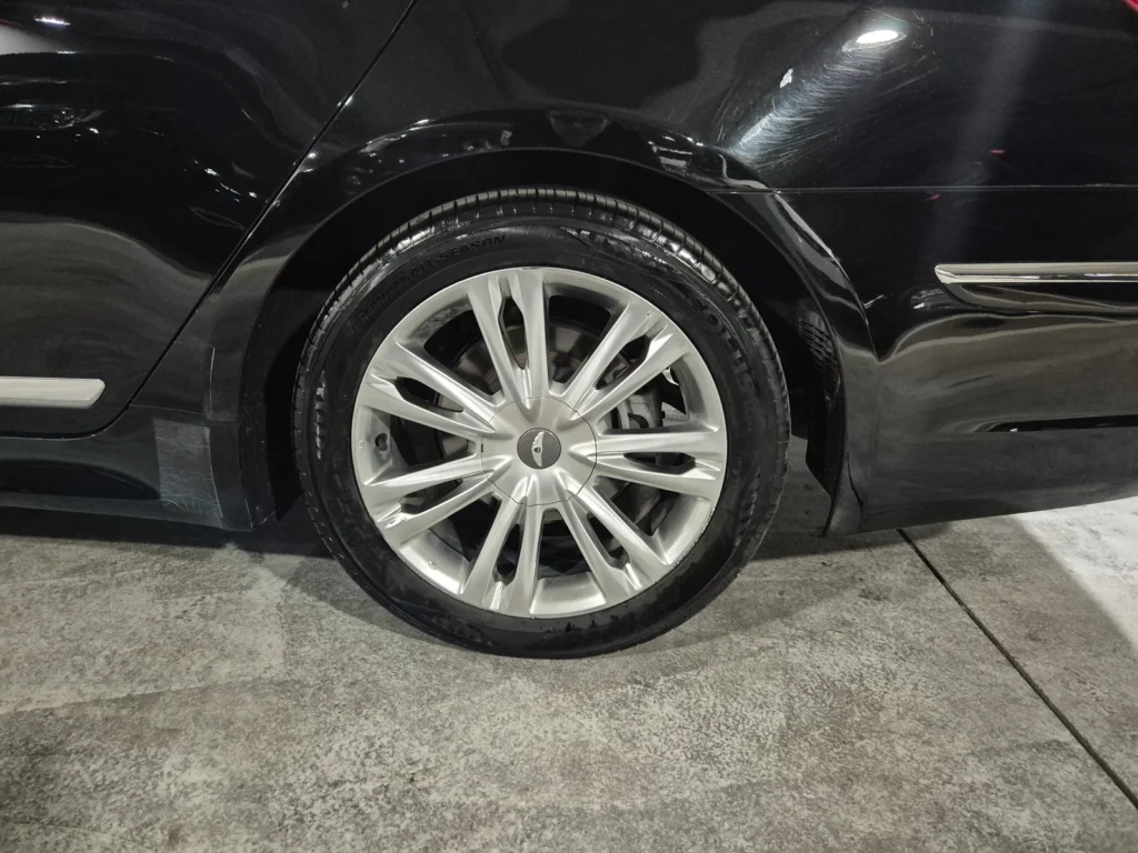 Hyundai Genesis (BH330) 3.3 Luxury