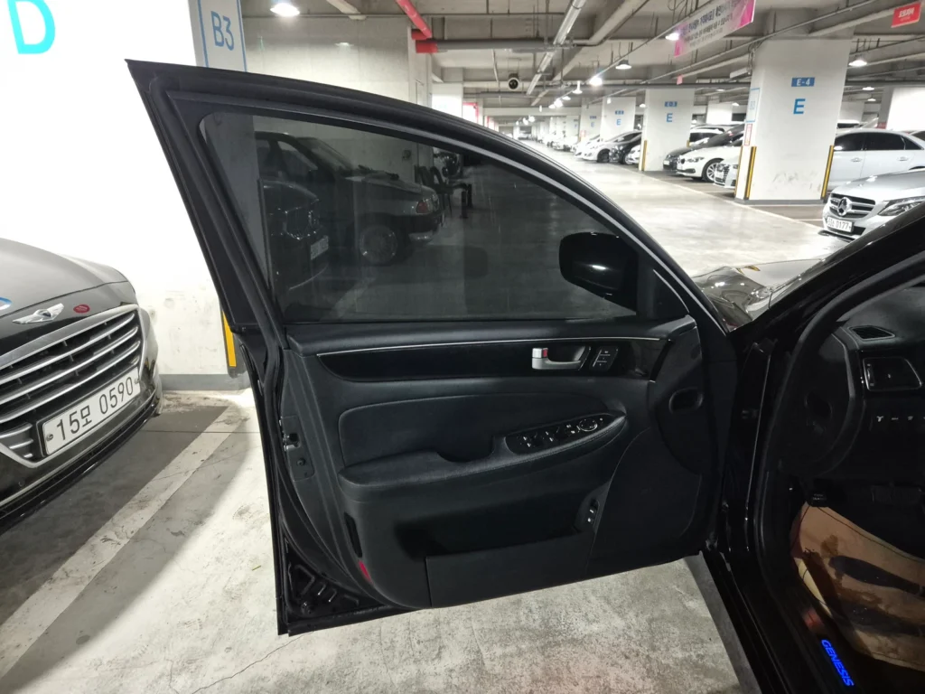 Hyundai Genesis (BH330) 3.3 Luxury