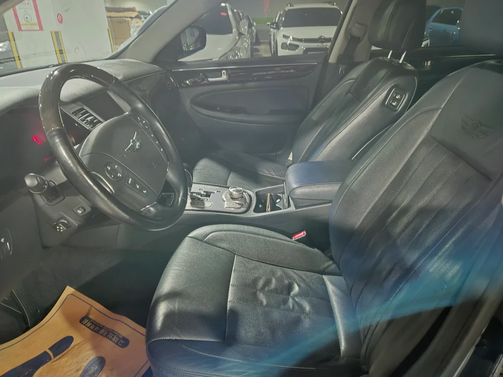 Hyundai Genesis (BH330) 3.3 Luxury