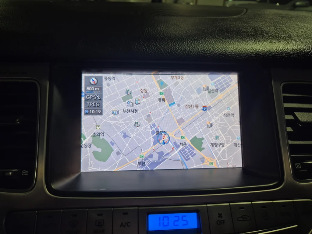 Hyundai Genesis (BH330) 3.3 Luxury