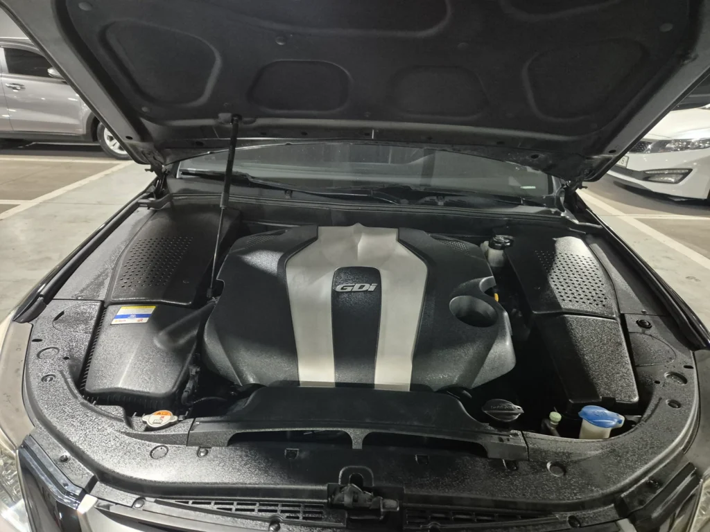 Hyundai Genesis (BH330) 3.3 Luxury