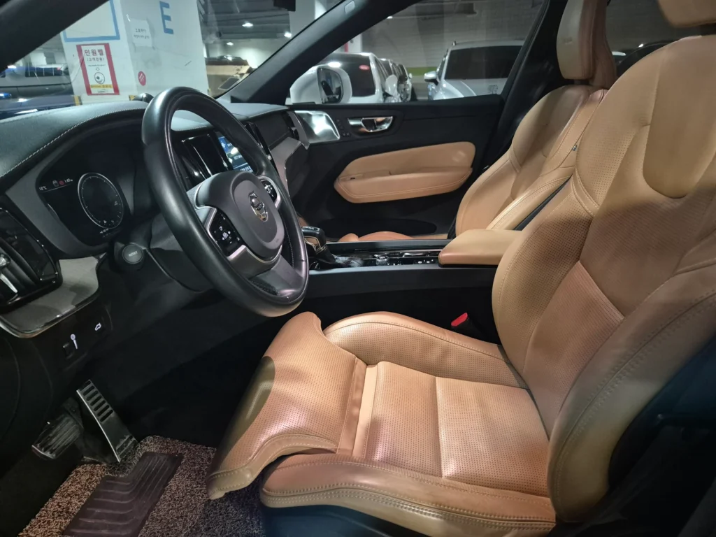 Volvo XC60 2nd Gen D5 Inscription