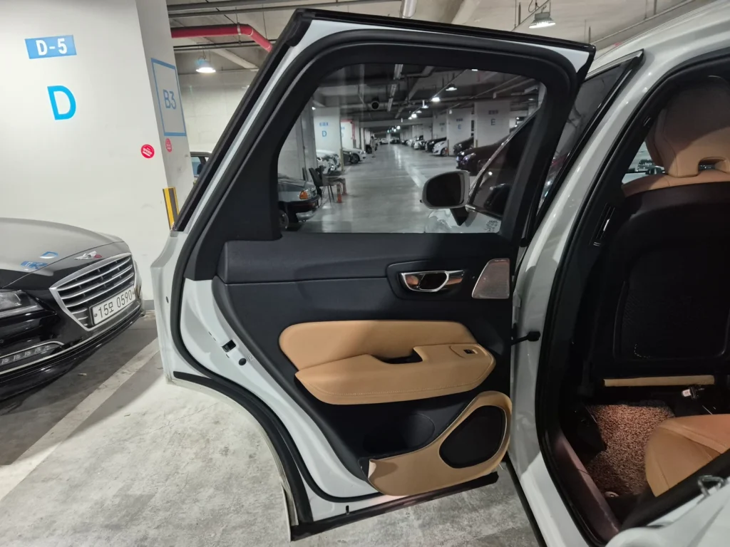 Volvo XC60 2nd Gen D5 Inscription