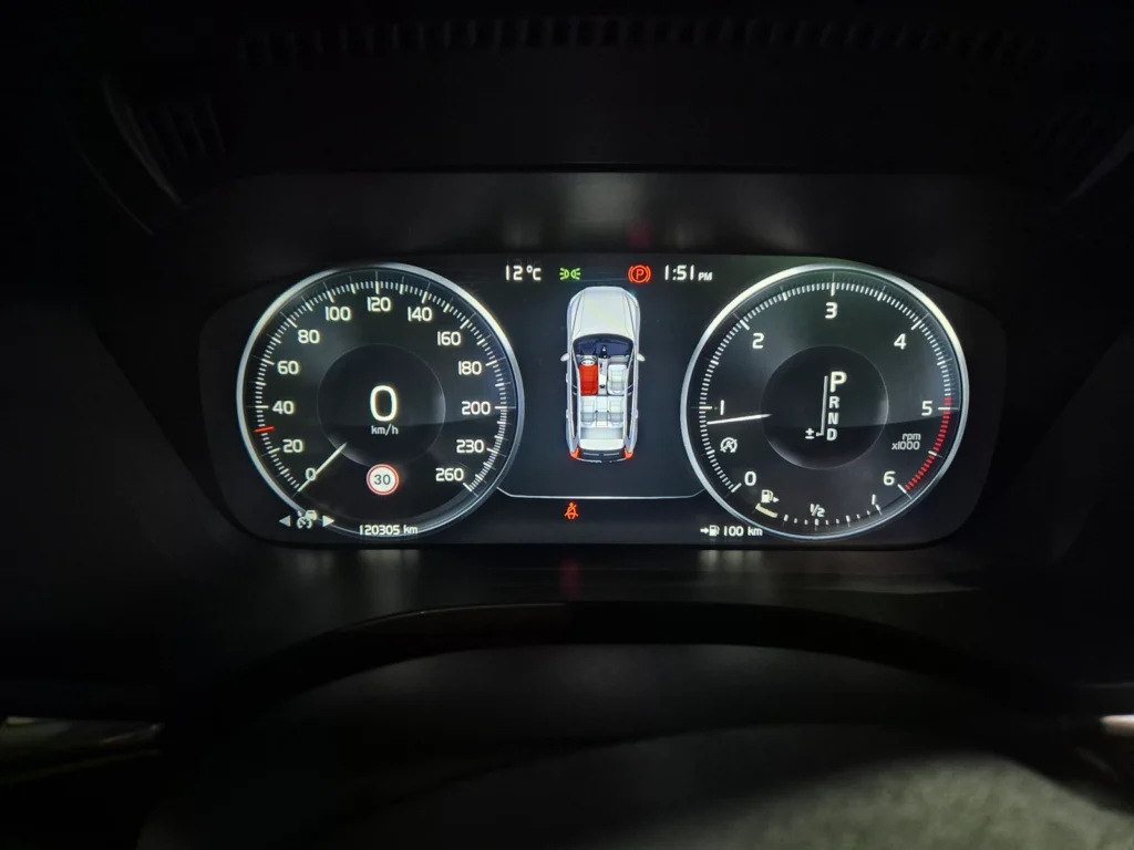 Volvo XC60 2nd Gen D5 Inscription