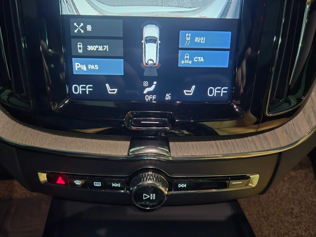 Volvo XC60 2nd Gen D5 Inscription