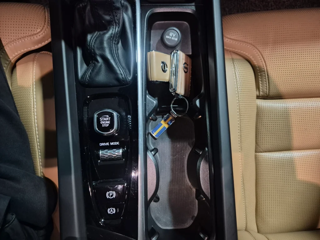 Volvo XC60 2nd Gen D5 Inscription