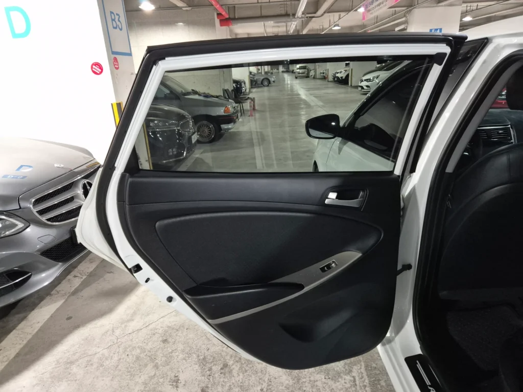 Hyundai Accent (new) Wit Diesel 1.6 VGT Modern