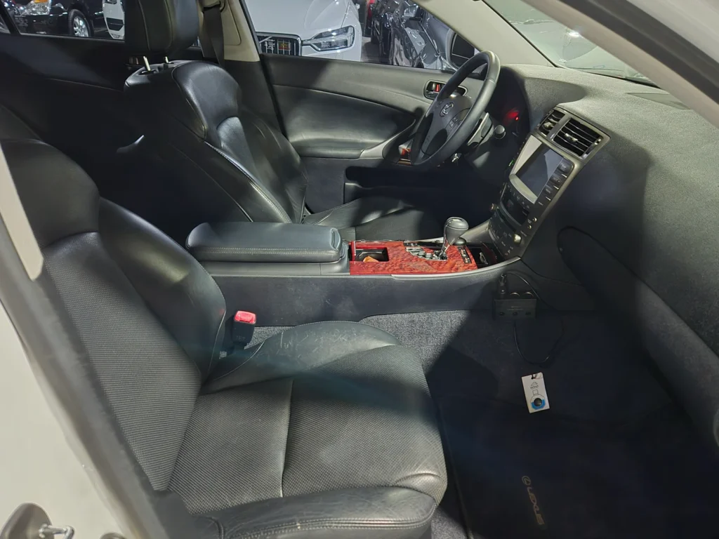 Lexus IS250 2.5