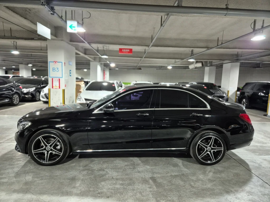 Benz C-Class W205 C220 d 4MATIC