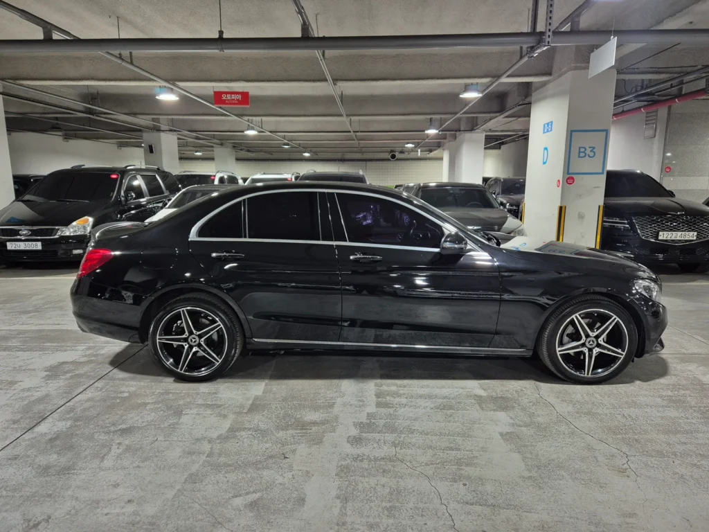 Benz C-Class W205 C220 d 4MATIC