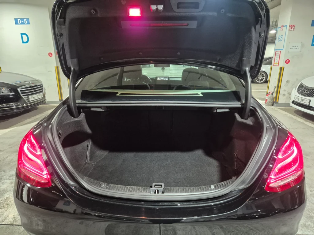 Benz C-Class W205 C220 d 4MATIC