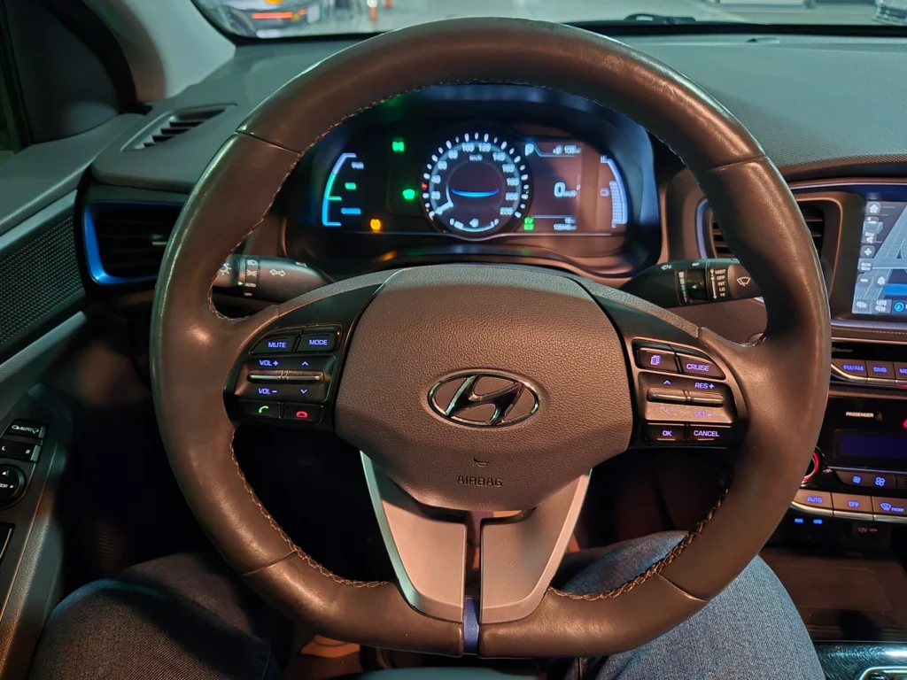 Hyundai Ioniq Hybrid Q