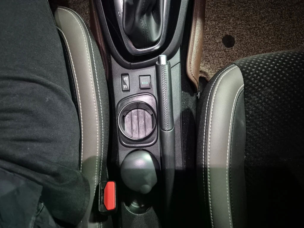 Renault-KoreaSamsung Clio Intens