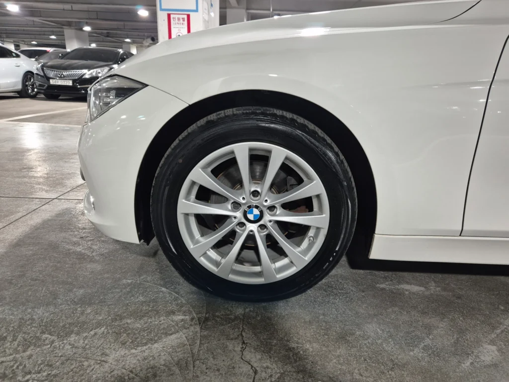 BMW 3 Series (F30) 320d