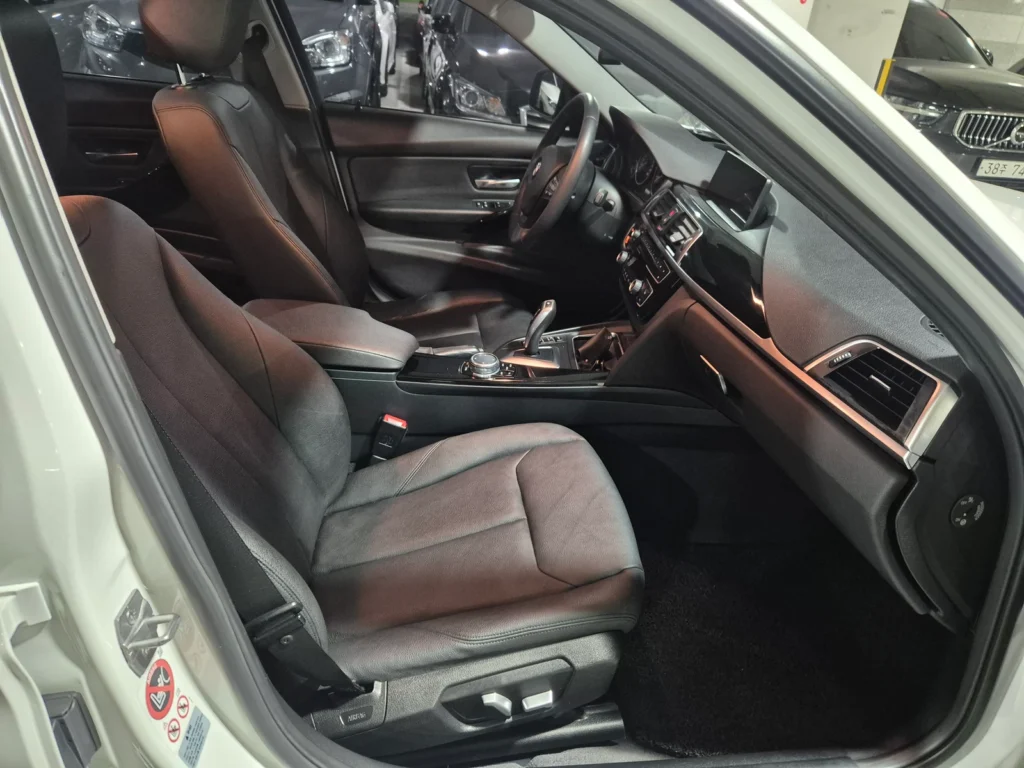 BMW 3 Series (F30) 320d