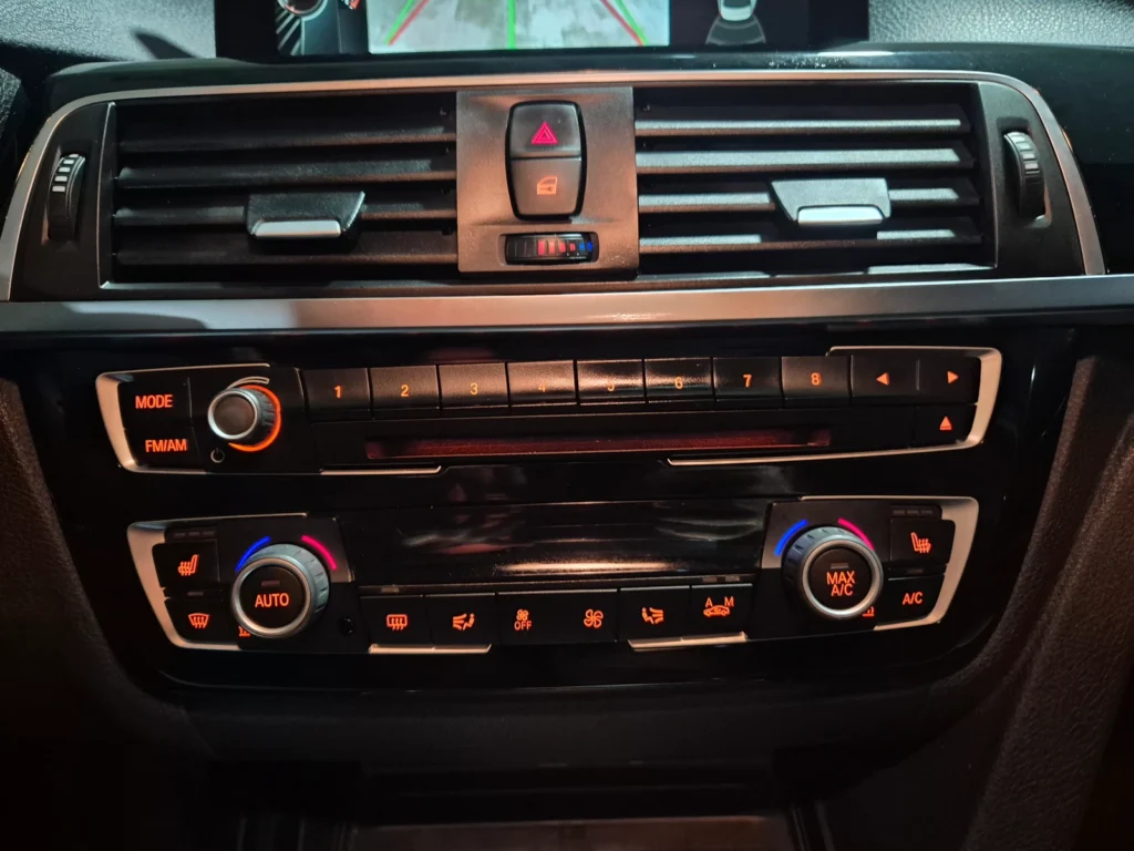 BMW 3 Series (F30) 320d