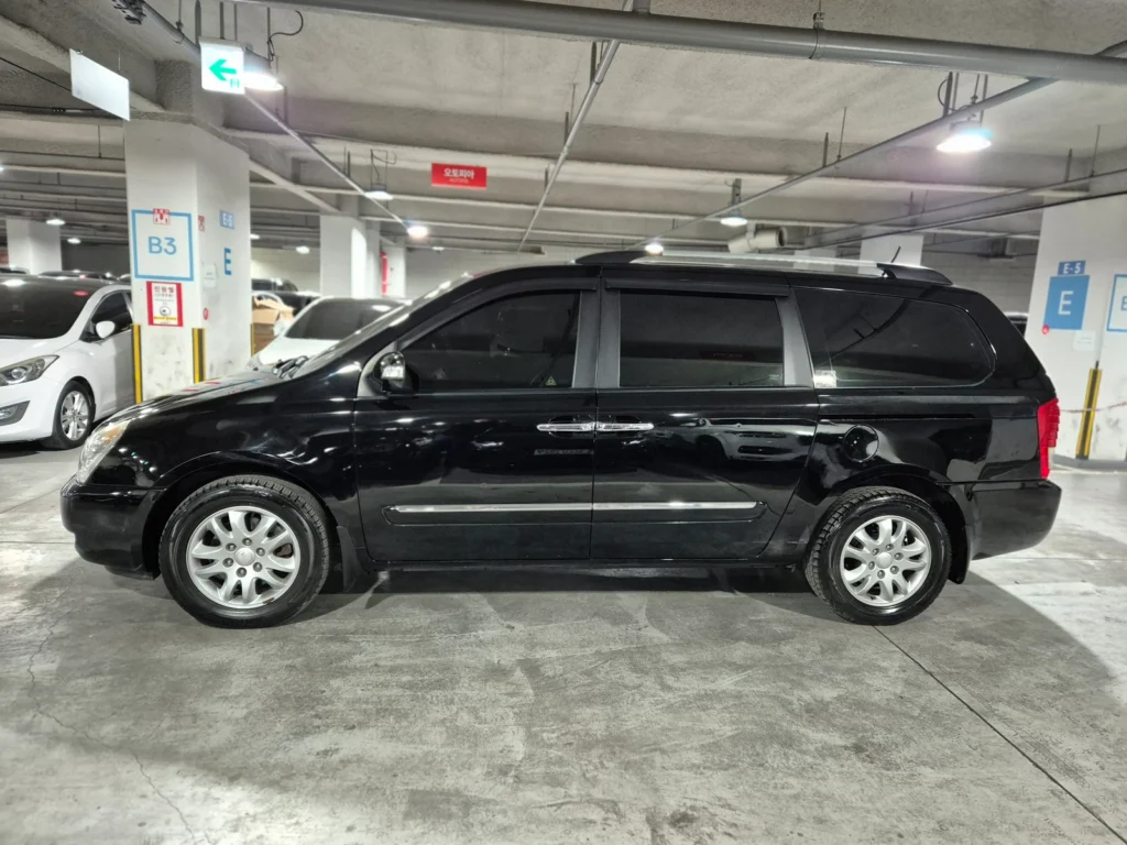 Kia Carnival R Grand Carnival GLX