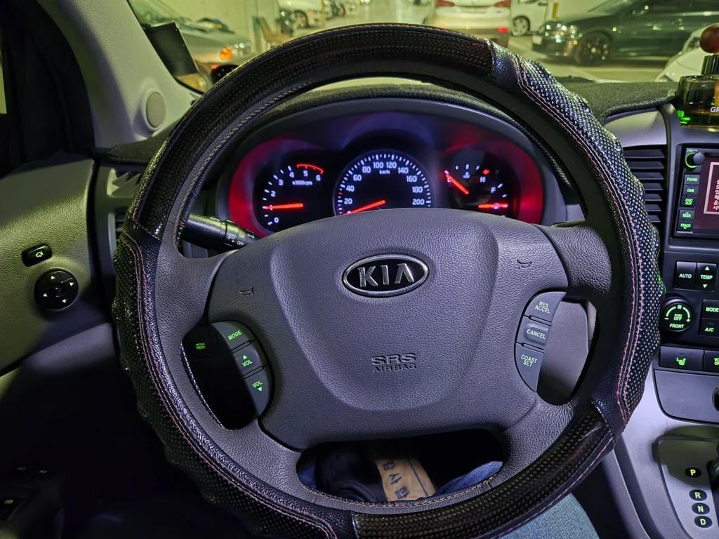 Kia Carnival R Grand Carnival GLX