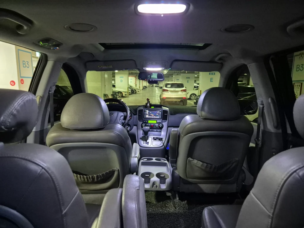 Kia Carnival R Grand Carnival GLX