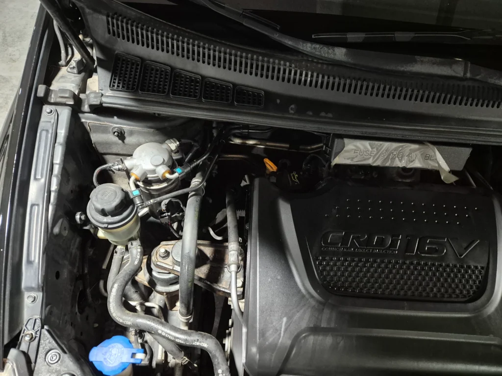 Kia Carnival R Grand Carnival GLX