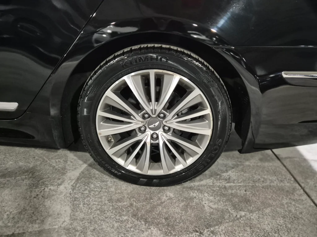 Hyundai Genesis (BH330) 3.3 Premium