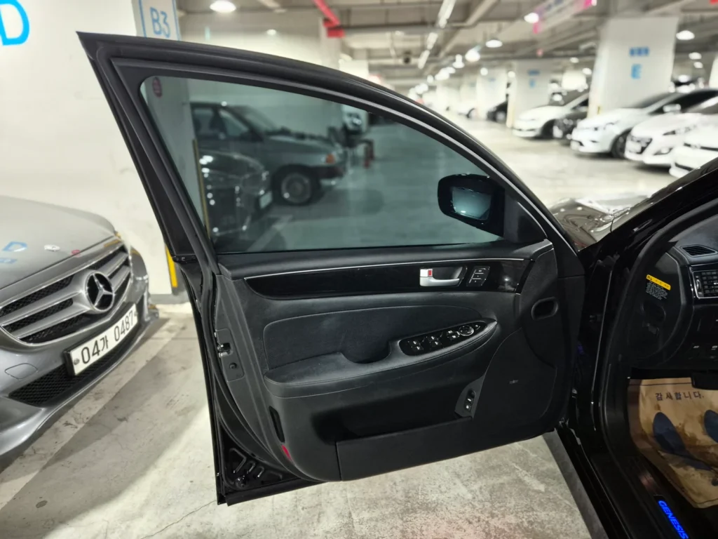 Hyundai Genesis (BH330) 3.3 Premium