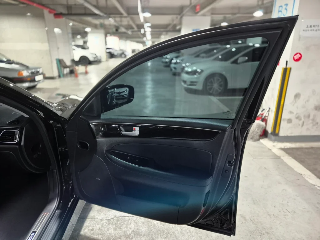 Hyundai Genesis (BH330) 3.3 Premium