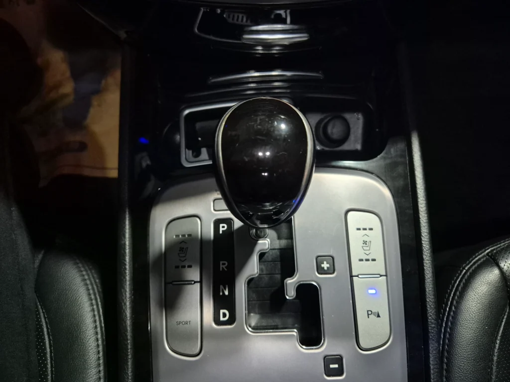 Hyundai Genesis (BH330) 3.3 Premium