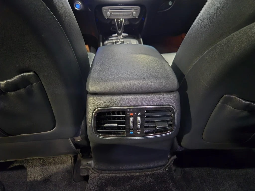 Hyundai Genesis (BH330) 3.3 Premium