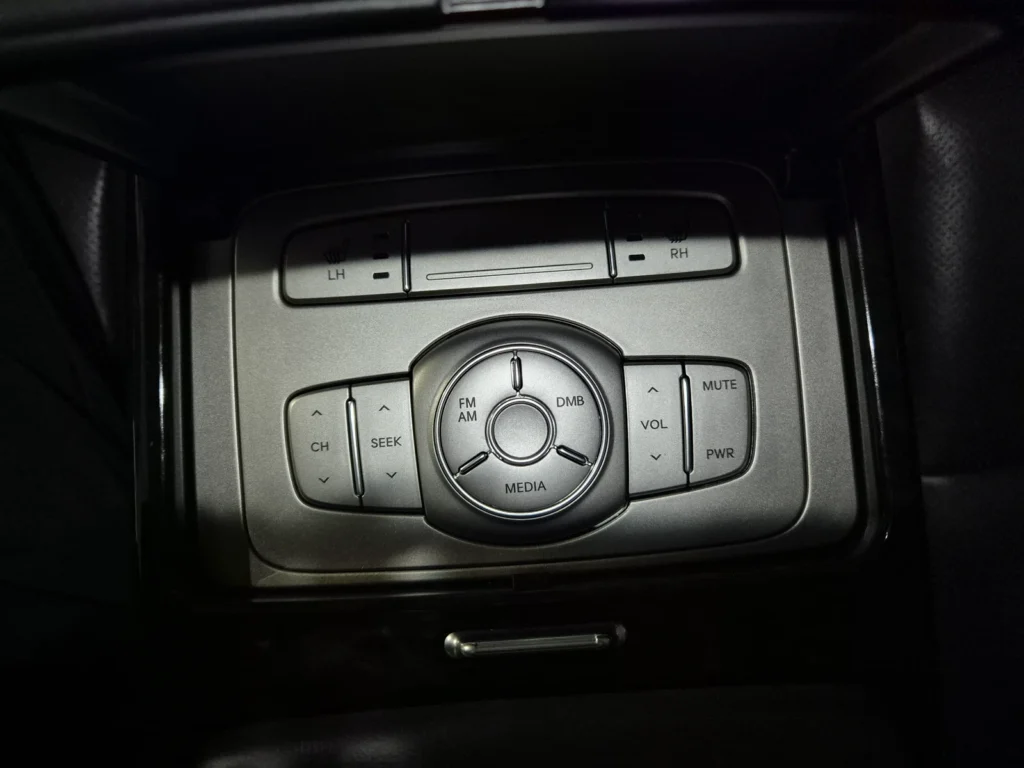 Hyundai Genesis (BH330) 3.3 Premium