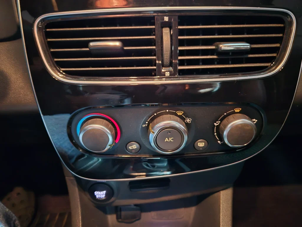 Renault-KoreaSamsung Clio Zen